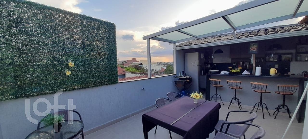 Casa à venda com 4 quartos, 220m² - Foto 8