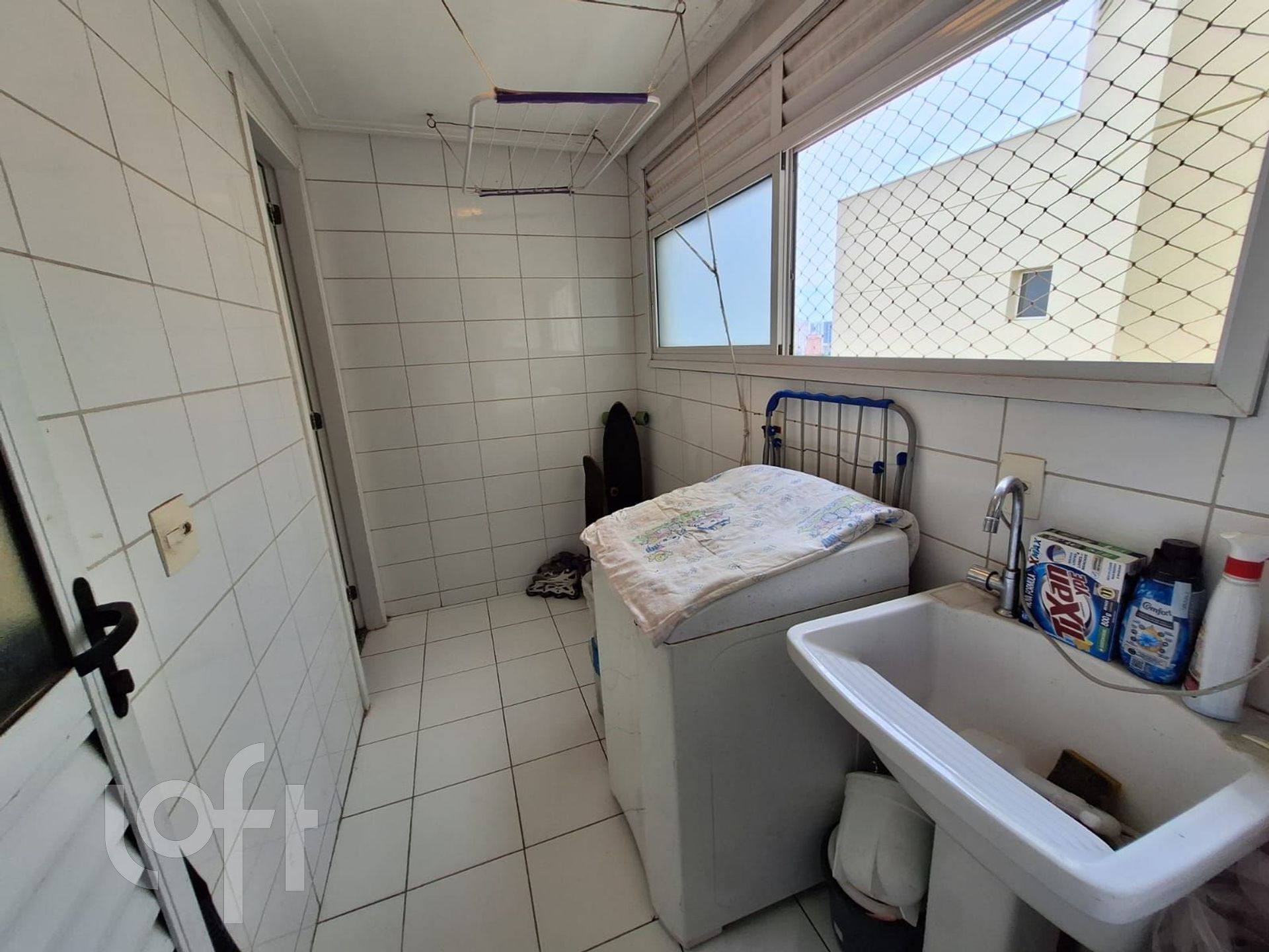 Apartamento à venda com 3 quartos, 107m² - Foto 17