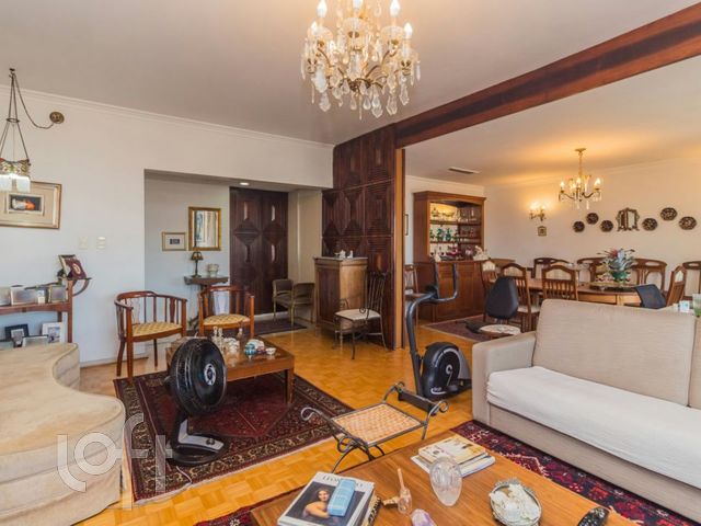 Apartamento com 174m², 2 dormitórios, 1 suíte, 1 vaga, Petrópolis em Porto Alegre