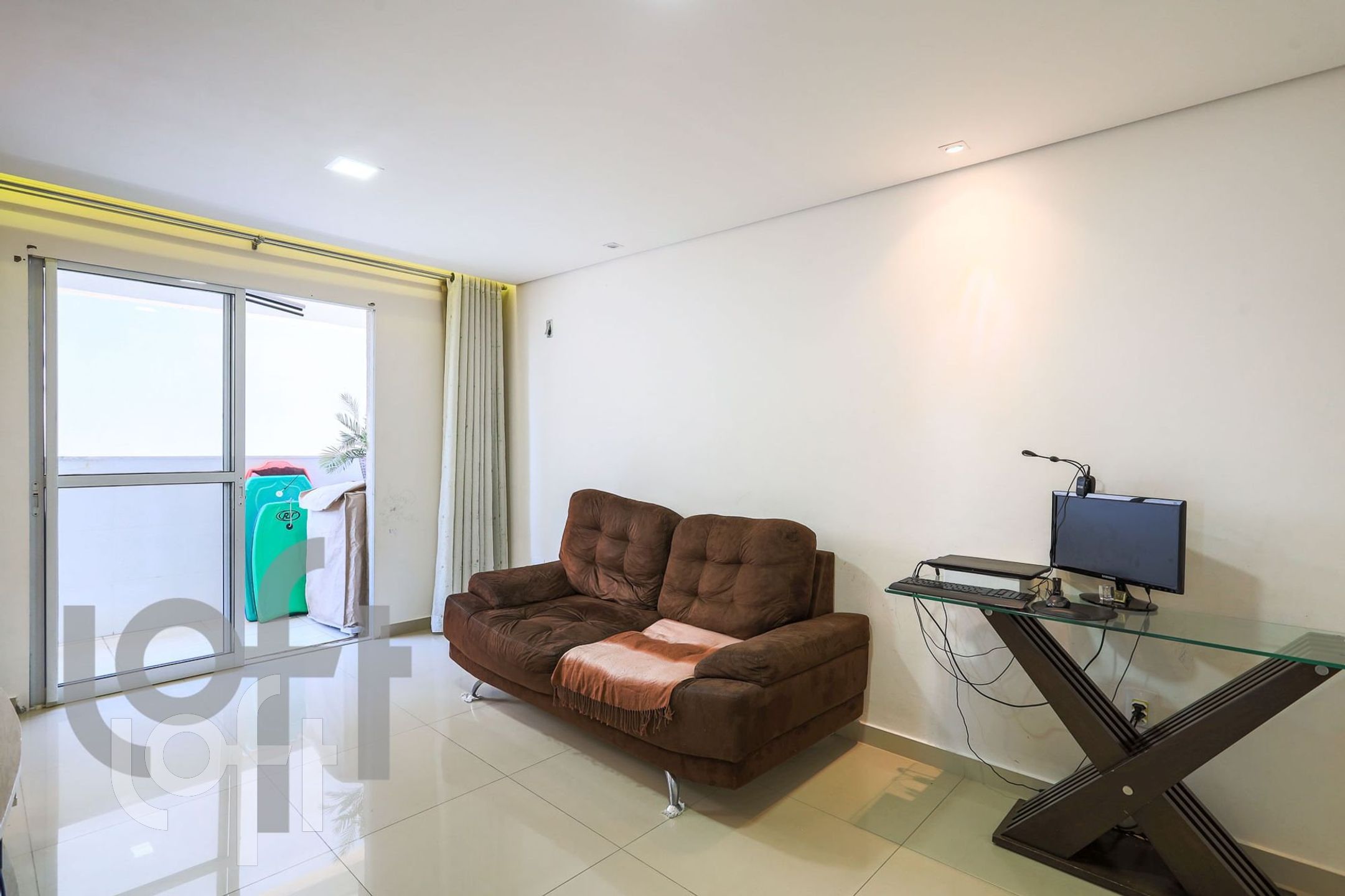 Apartamento à venda com 2 quartos, 86m² - Foto 17