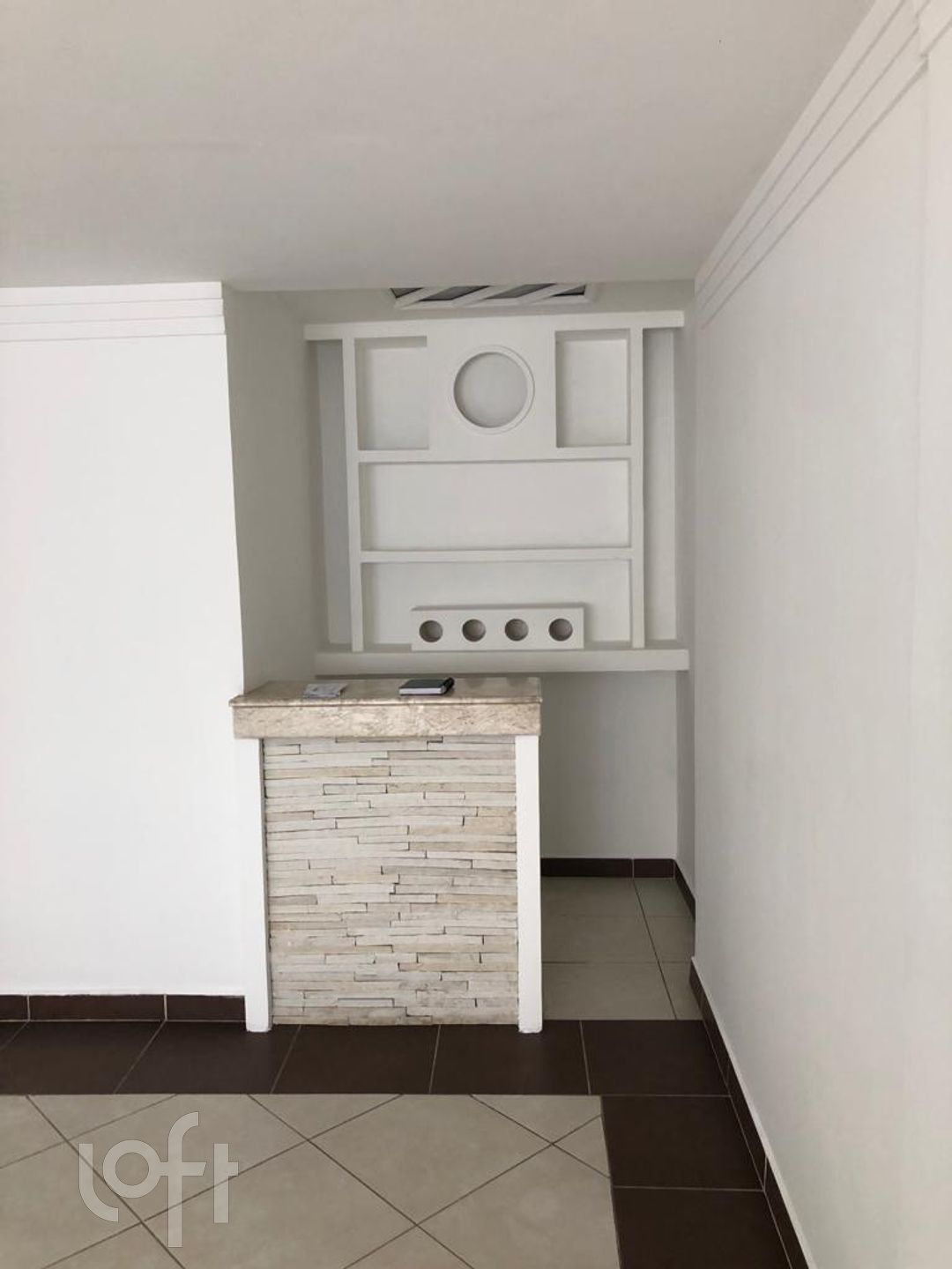 Apartamento à venda com 3 quartos, 100m² - Foto 1