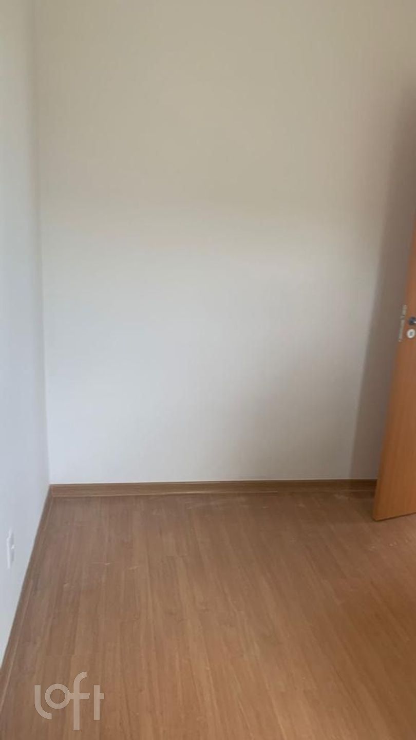 Apartamento à venda com 2 quartos, 43m² - Foto 3