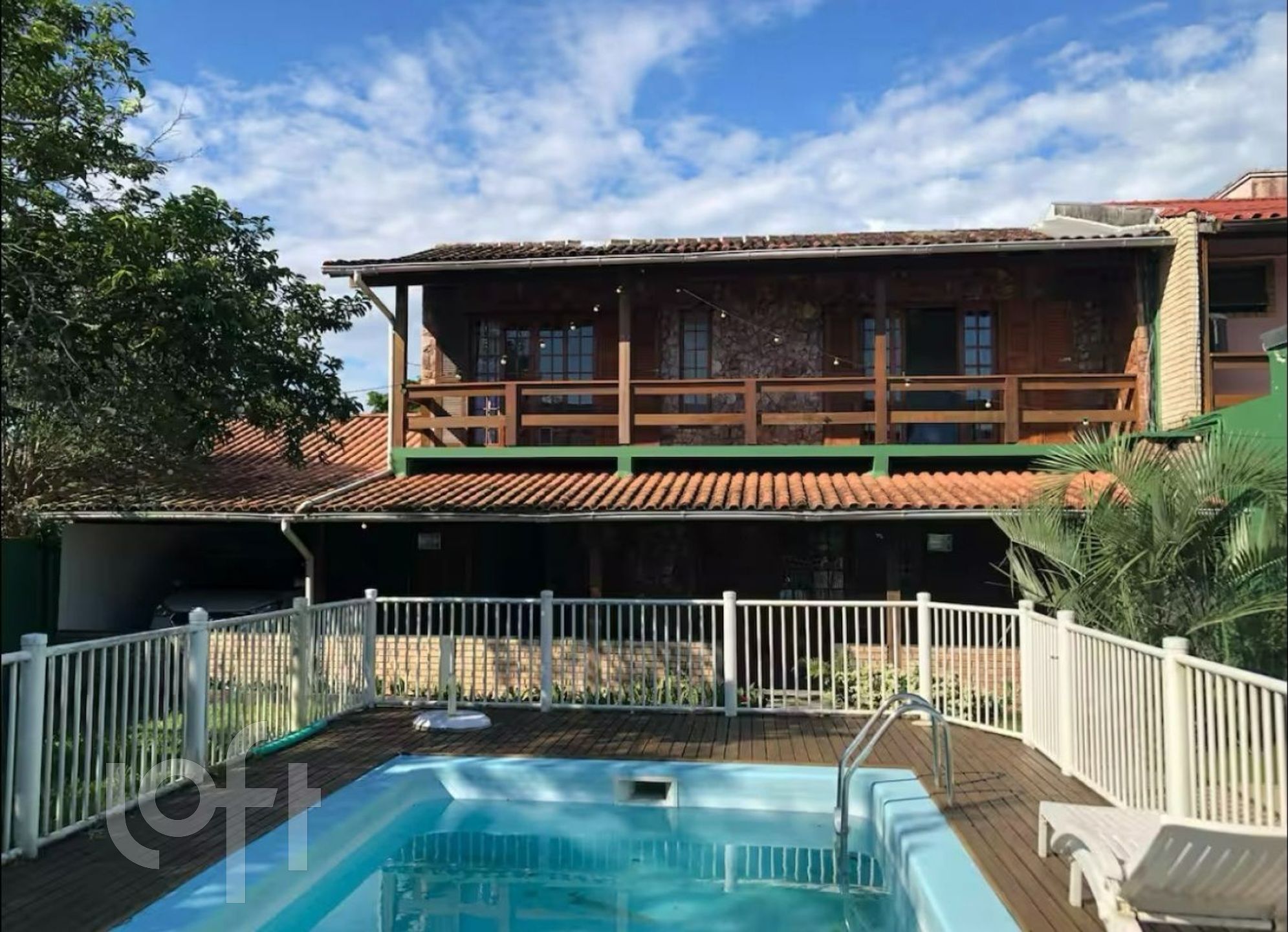 Casa Residencial com 500m², 4 quartos, 1 suíte, no bairro Campeche Norte em Florianópolis