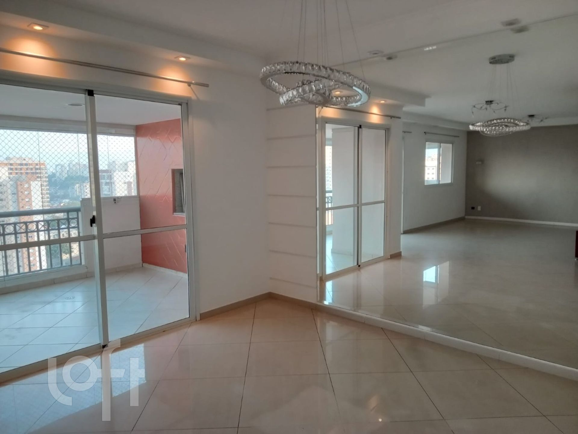 Apartamento à venda com 4 quartos, 172m² - Foto 2