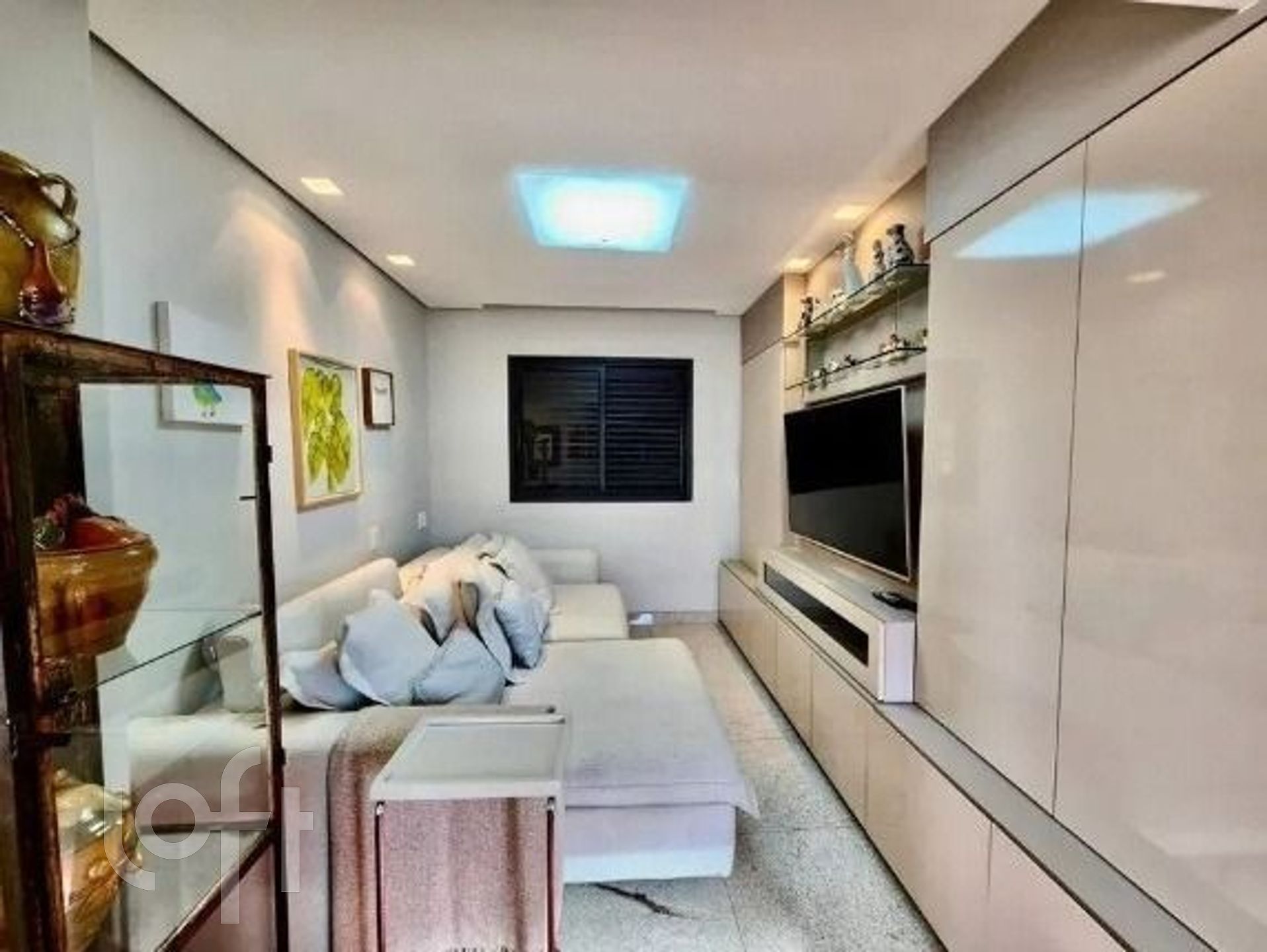 Apartamento à venda com 3 quartos, 115m² - Foto 3