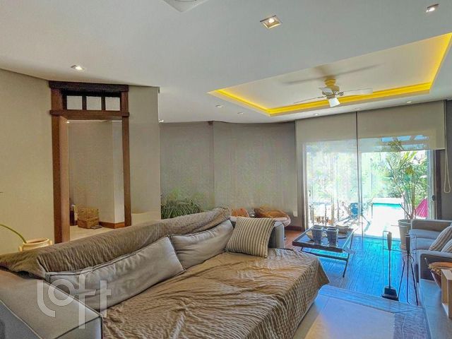 Casa com 315m², 3 dormitórios, 3 suítes, 4 vagas, Chácara das Pedras em Porto Alegre