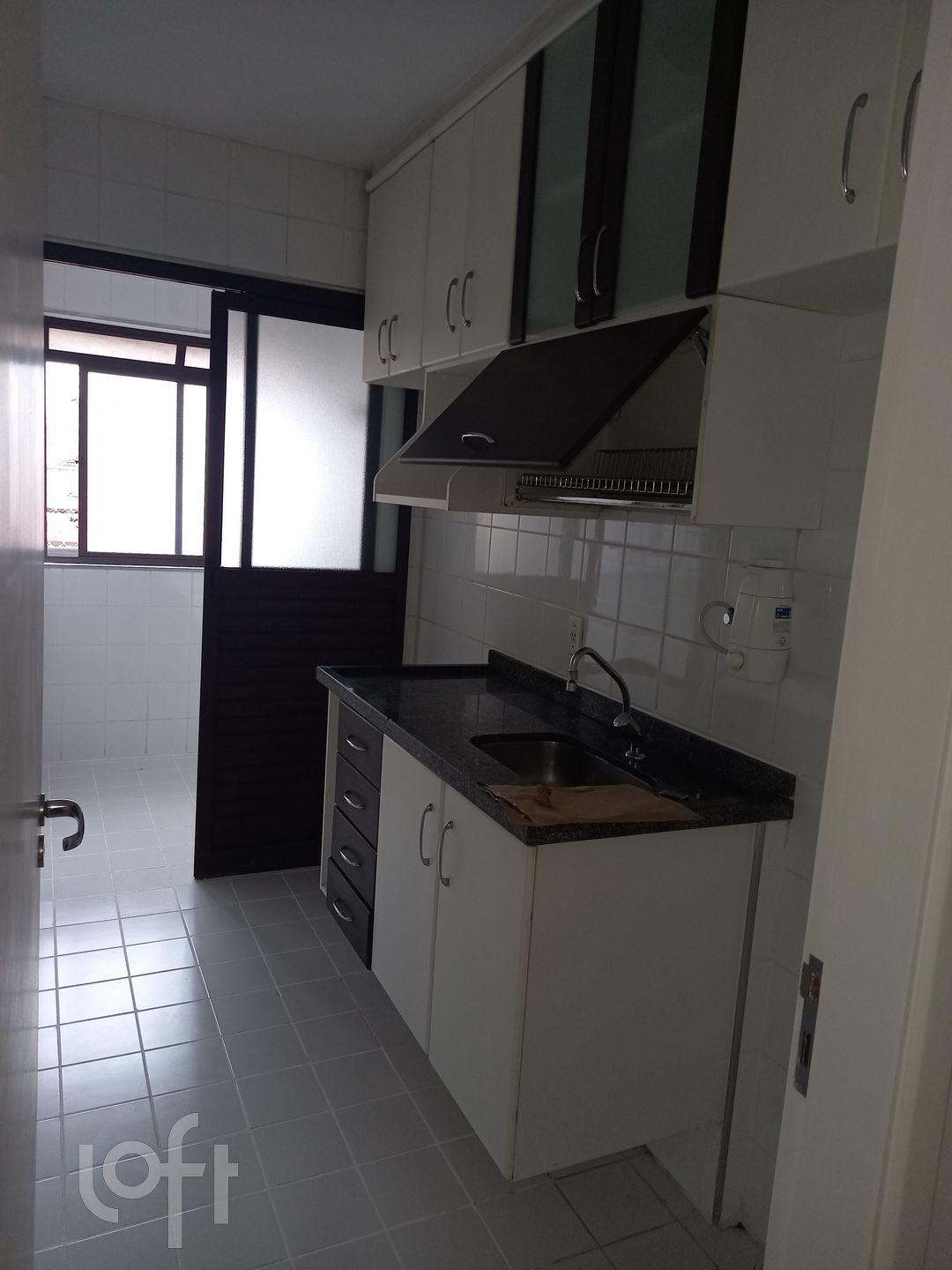 Apartamento à venda com 2 quartos, 64m² - Foto 4