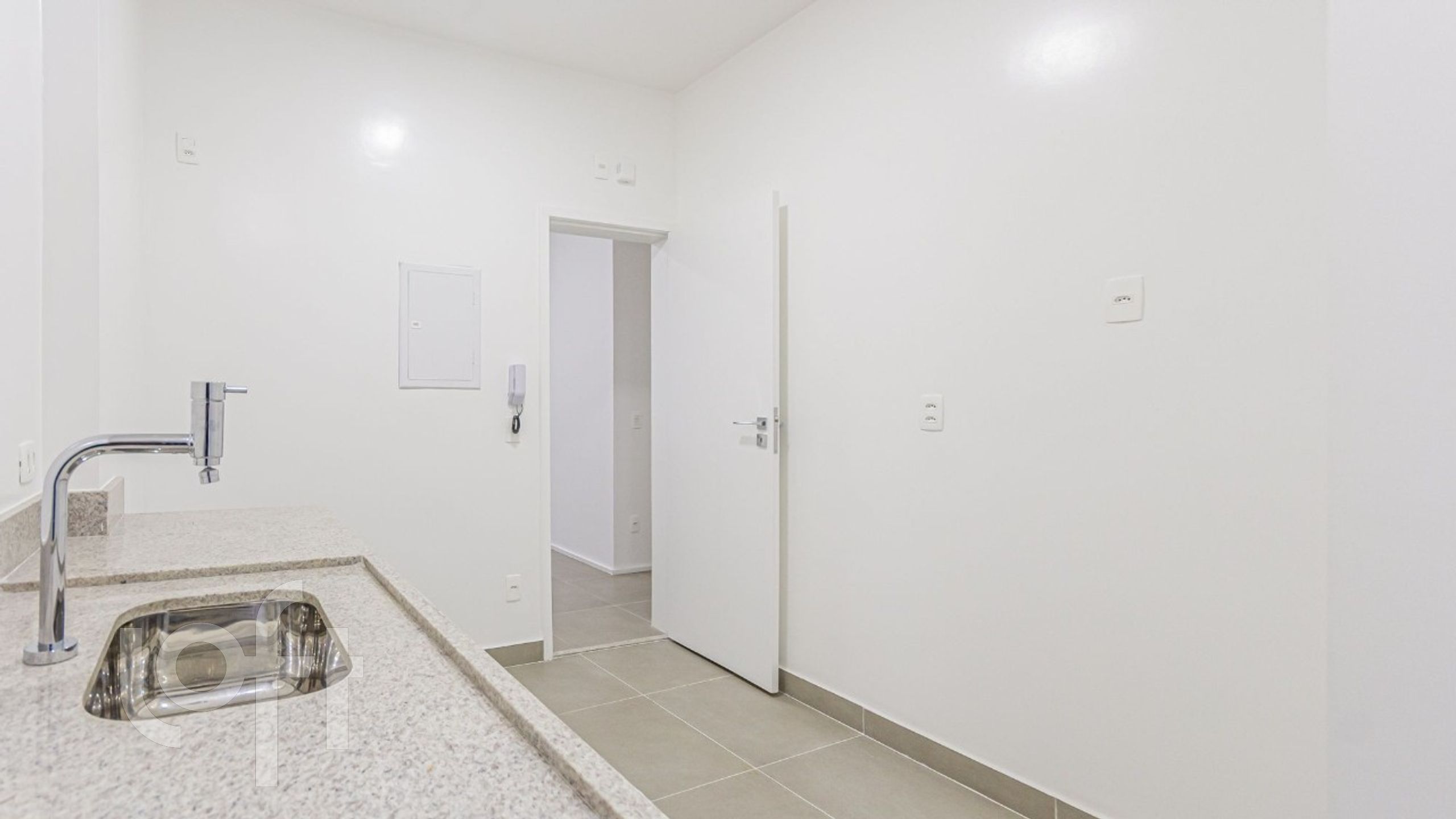 Apartamento à venda com 3 quartos, 96m² - Foto 12