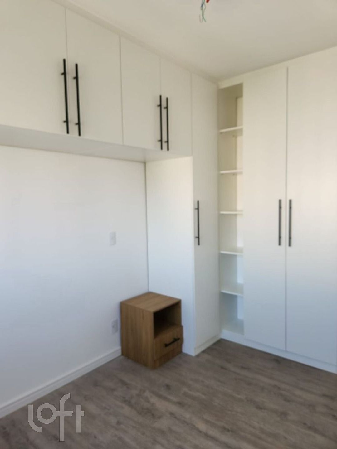 Apartamento à venda com 2 quartos, 34m² - Foto 2