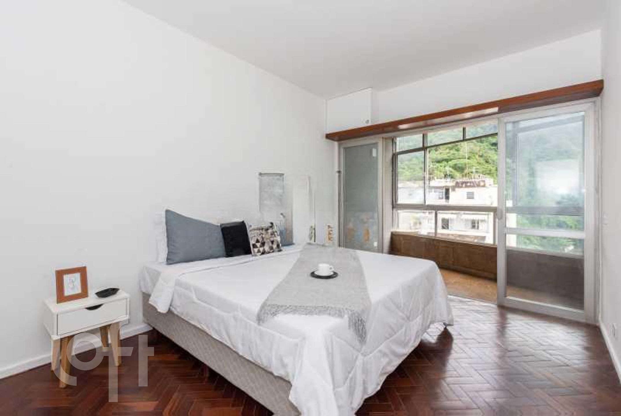 Apartamento à venda com 2 quartos, 120m² - Foto 10