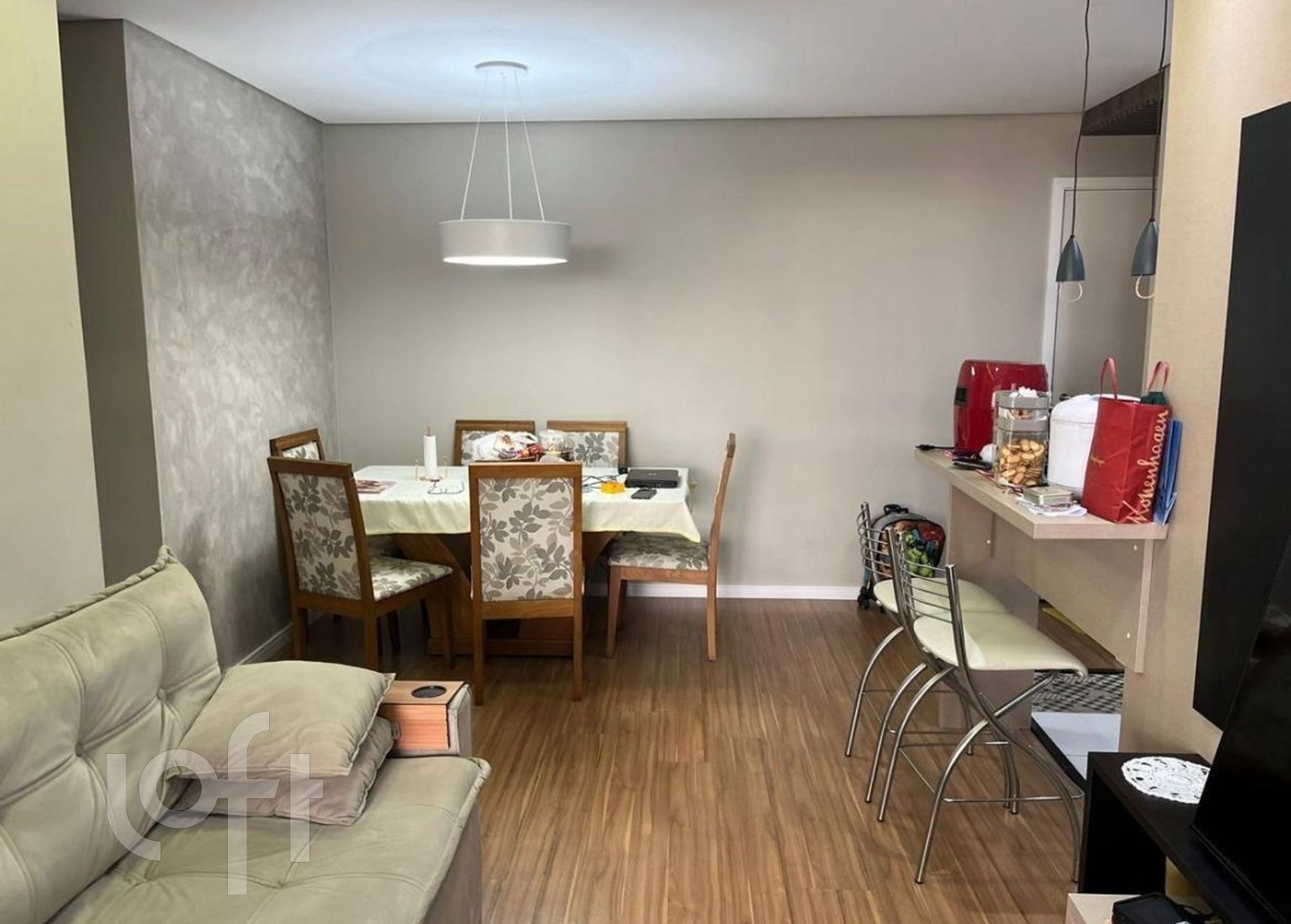 Apartamento à venda em Picanço com 69 m², 2 quarto