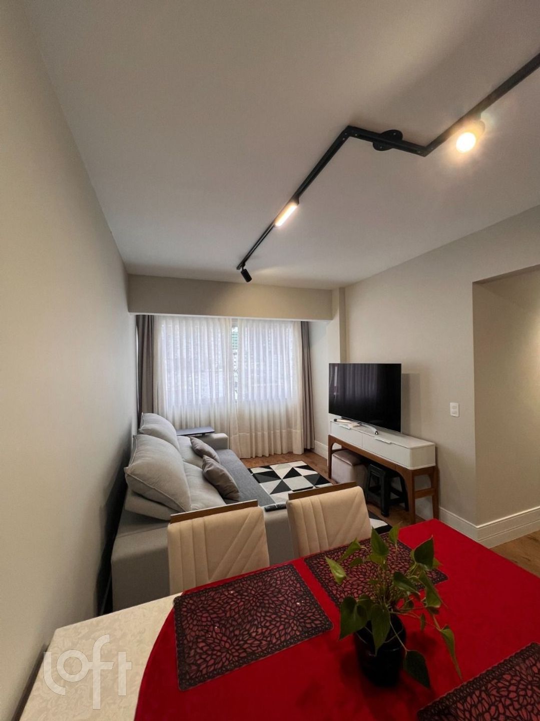 Apartamento à venda em Centro com 80 m², 2 quartos, 1 suíte, 1 vaga