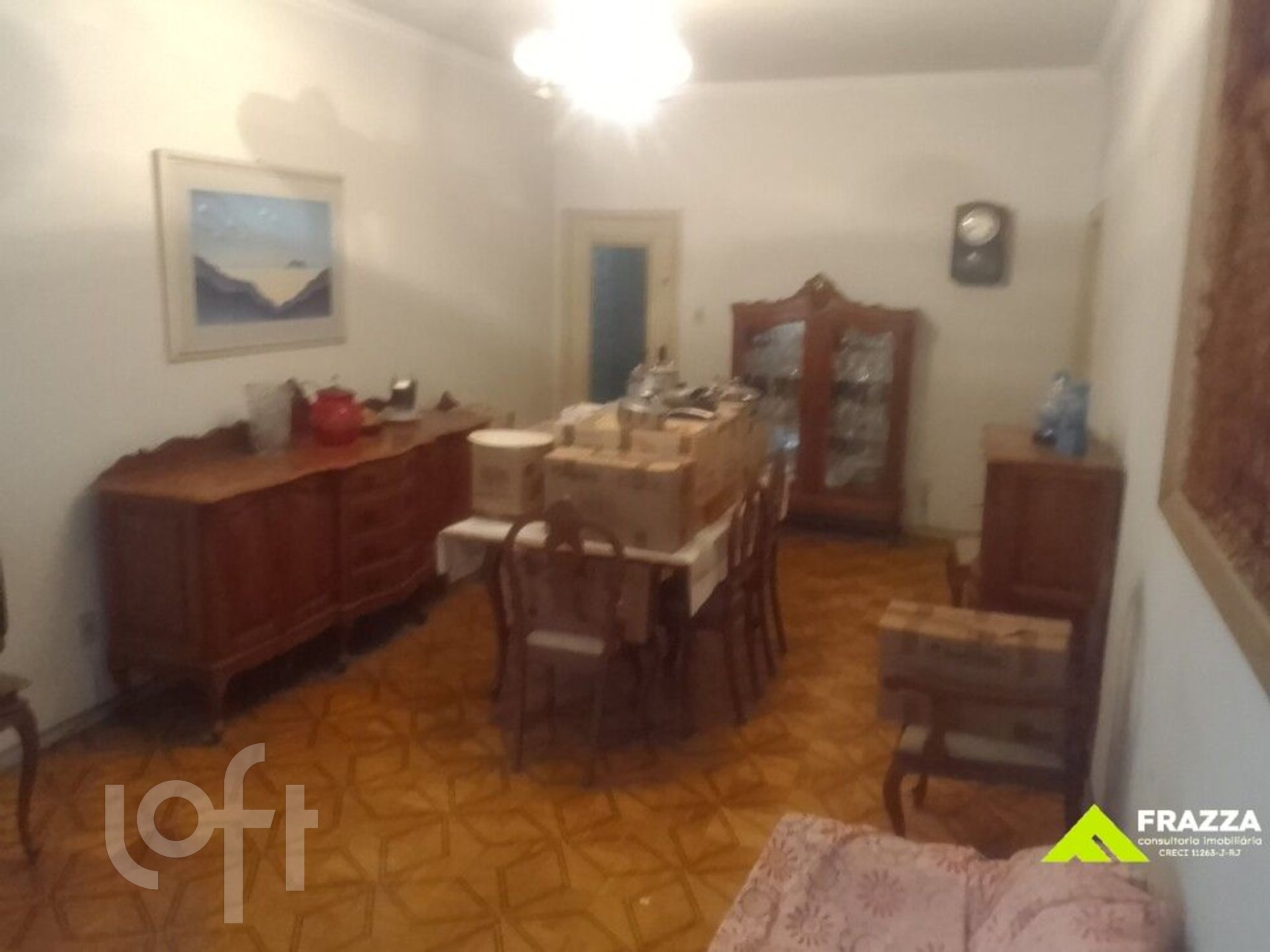 Apartamento à venda com 3 quartos, 132m² - Foto 2