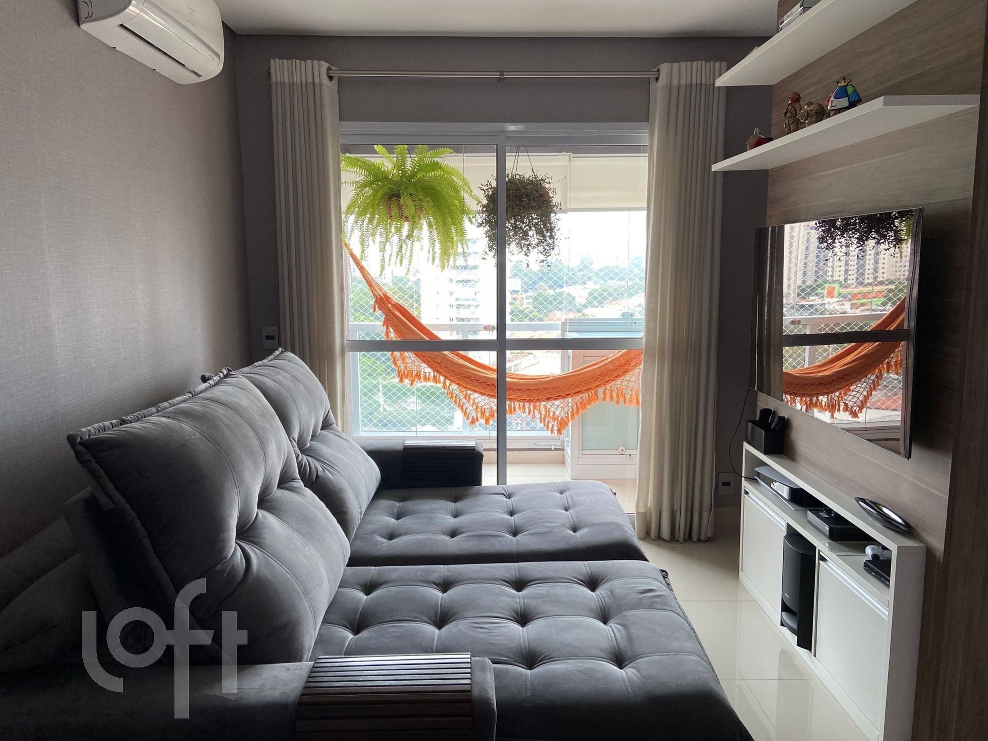 Apartamento à venda com 2 quartos, 68m² - Foto 1