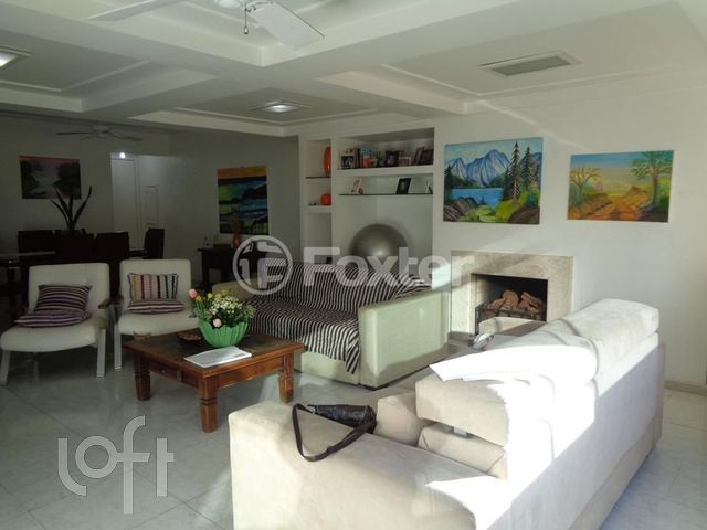 Apartamento com 125m², 3 dormitórios, 1 suíte, 1 vaga, Moinhos de Vento em Porto Alegre