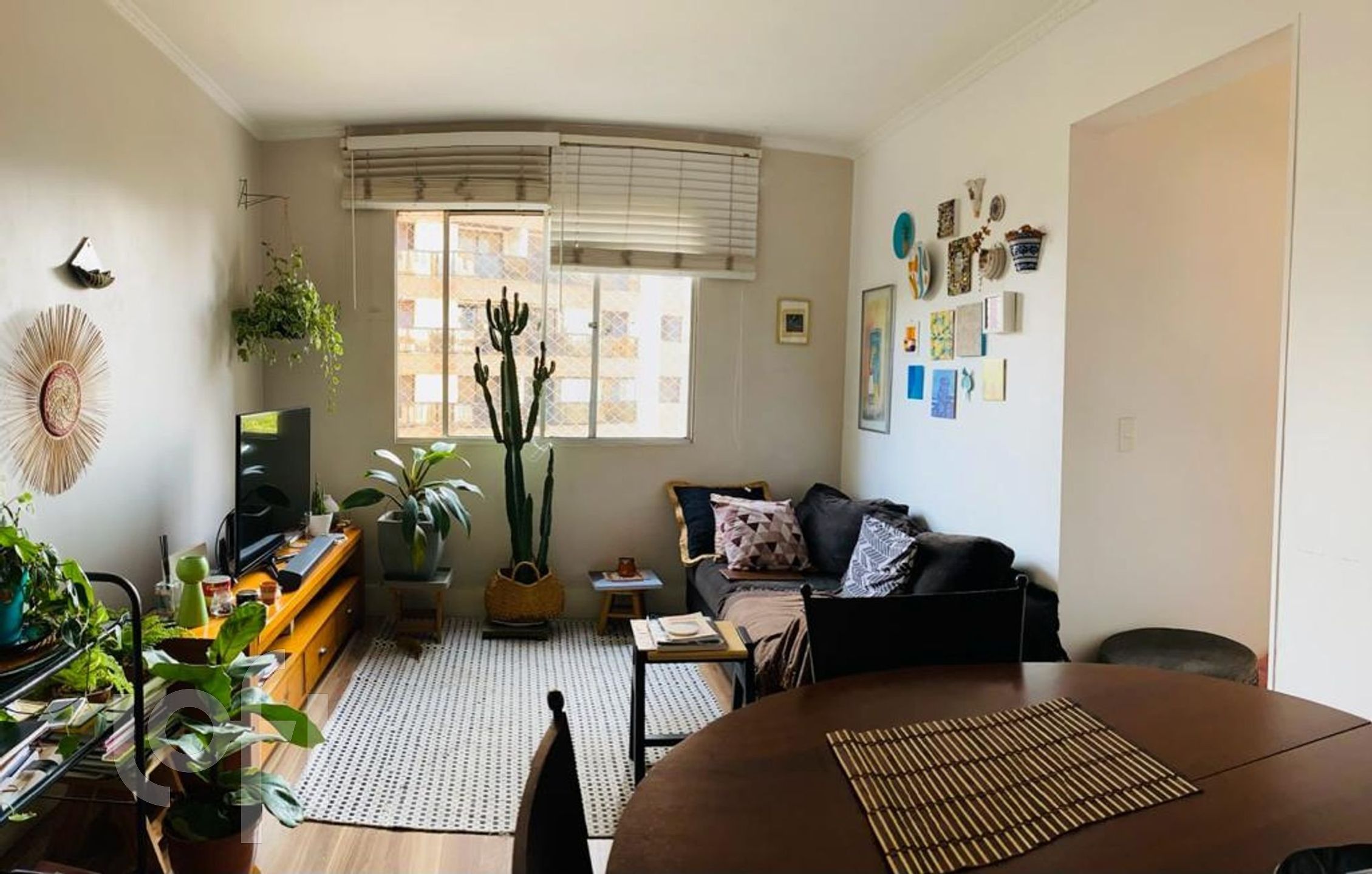 Apartamento à venda com 3 quartos, 67m² - Foto 1