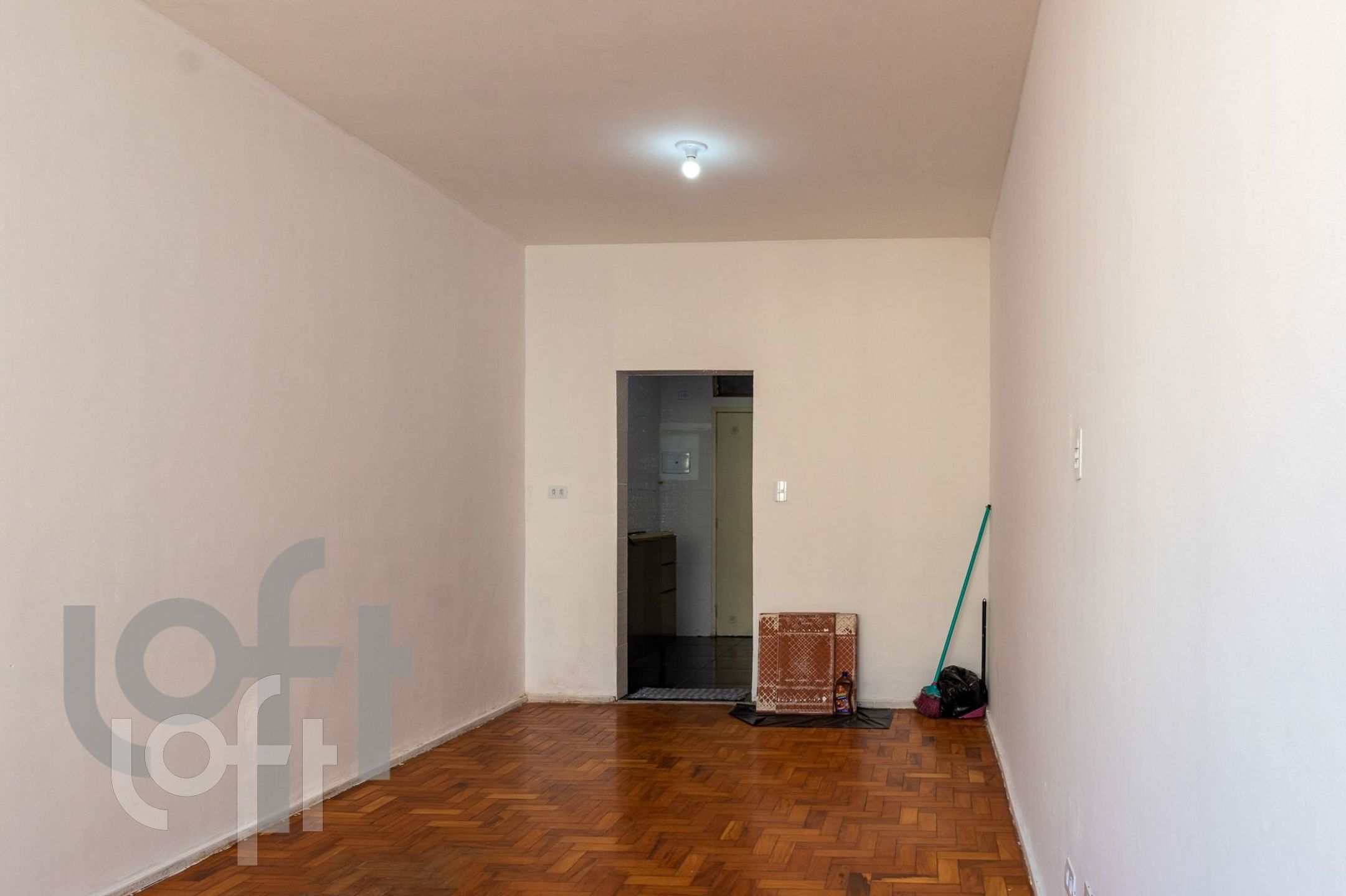 Apartamento à venda com 1 quarto, 35m² - Foto 4