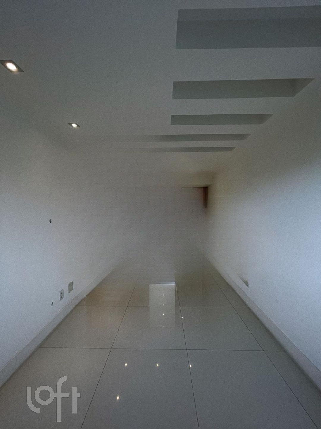 Apartamento à venda com 4 quartos, 295m² - Foto 5