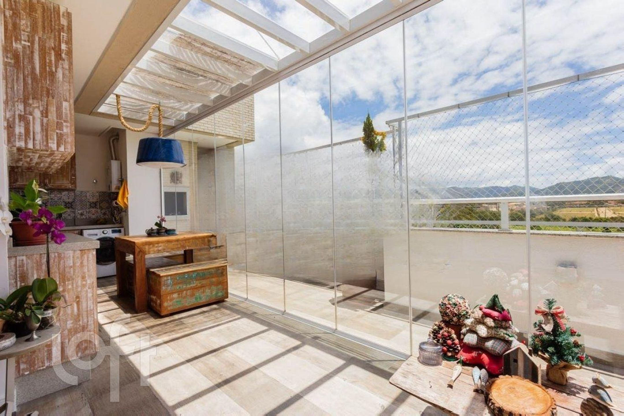 Apartamento à venda em Campeche Sul com 81 m², 2 quartos, 1 suíte, 1 vaga