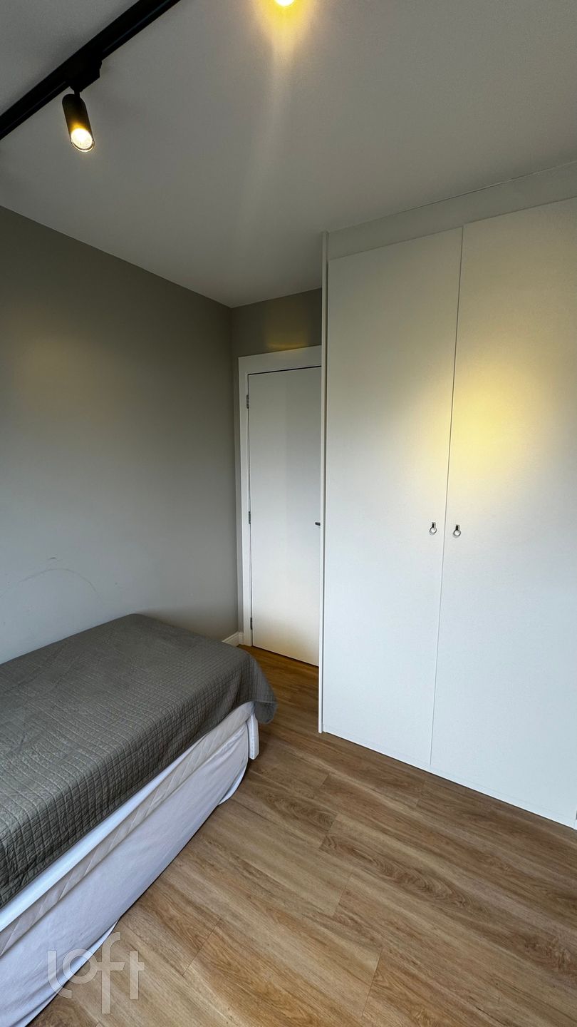 Apartamento à venda com 2 quartos, 42m² - Foto 16