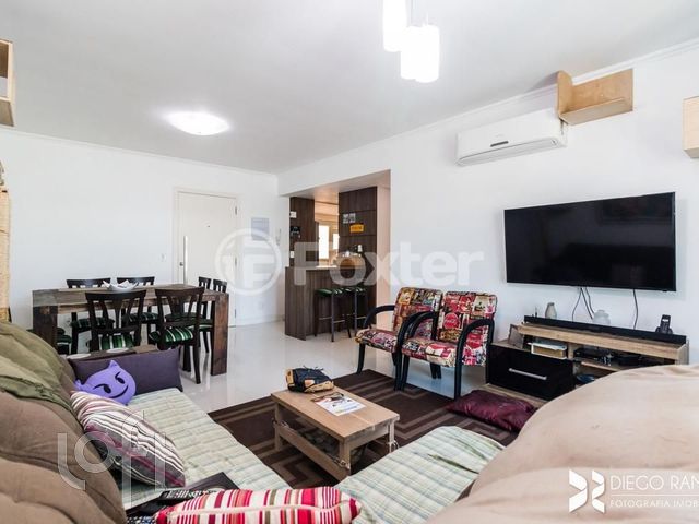 Apartamento com 80m², 2 dormitórios, 1 suíte, 1 vaga, Vila Ipiranga em Porto Alegre