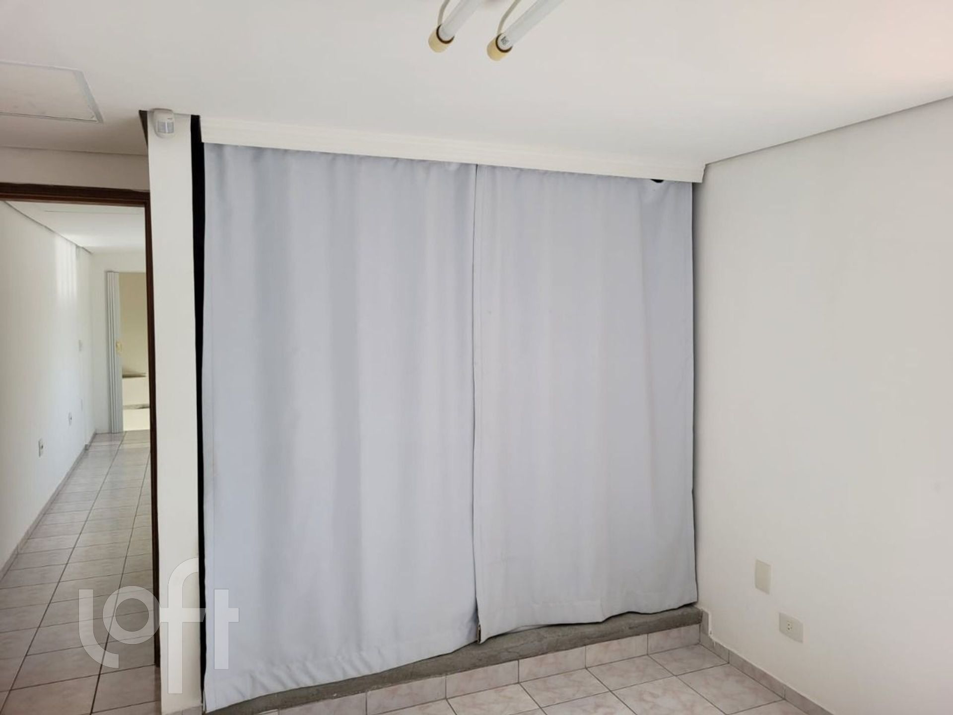 Casa à venda com 5 quartos, 300m² - Foto 14