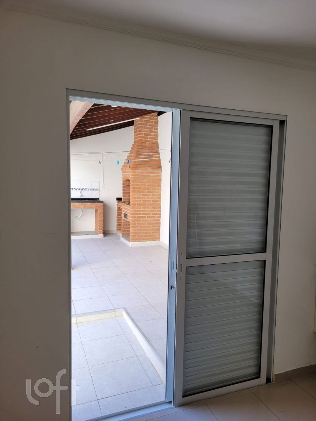 Casa à venda com 5 quartos, 300m² - Foto 13