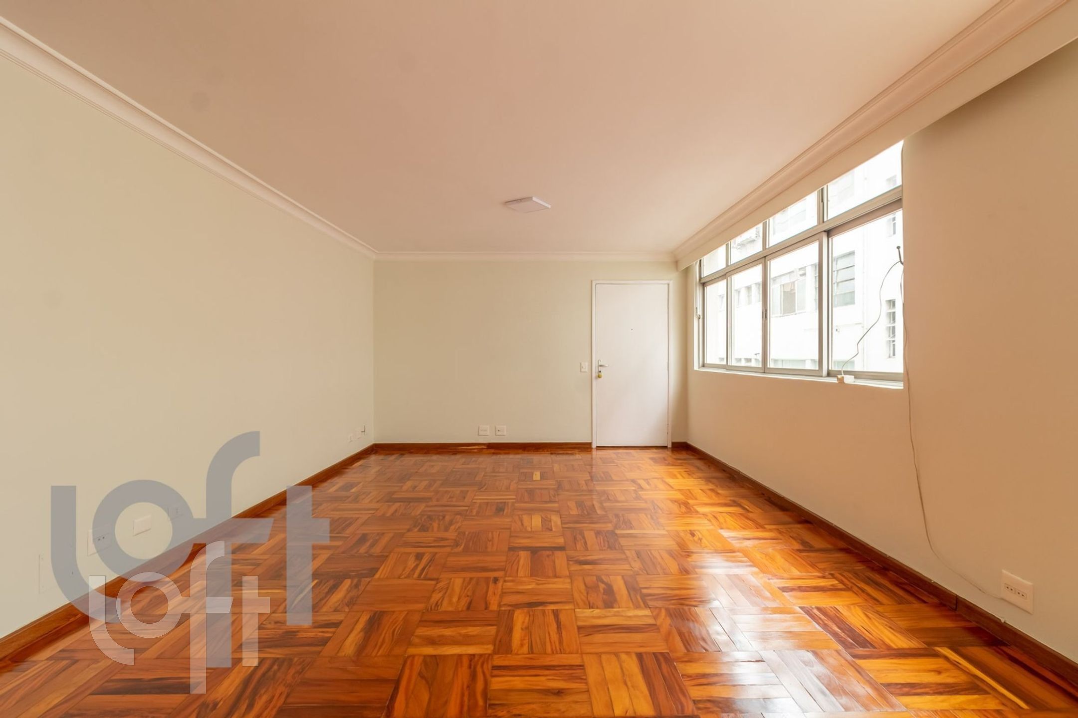 Apartamento à venda com 4 quartos, 185m² - Foto 1