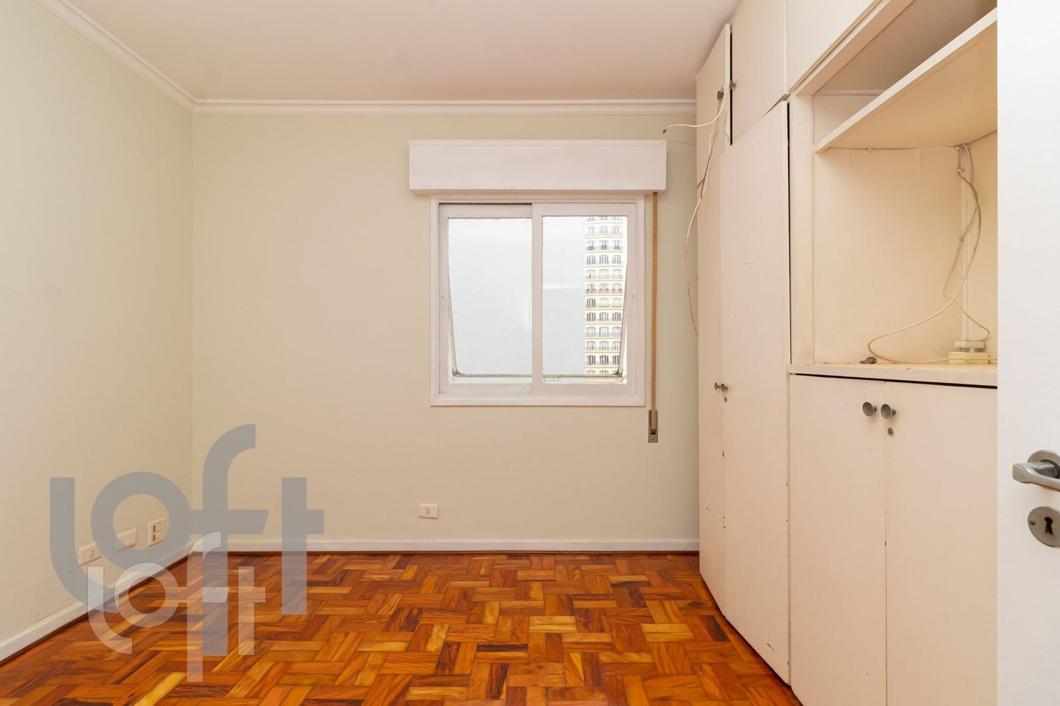 Apartamento à venda com 4 quartos, 185m² - Foto 8