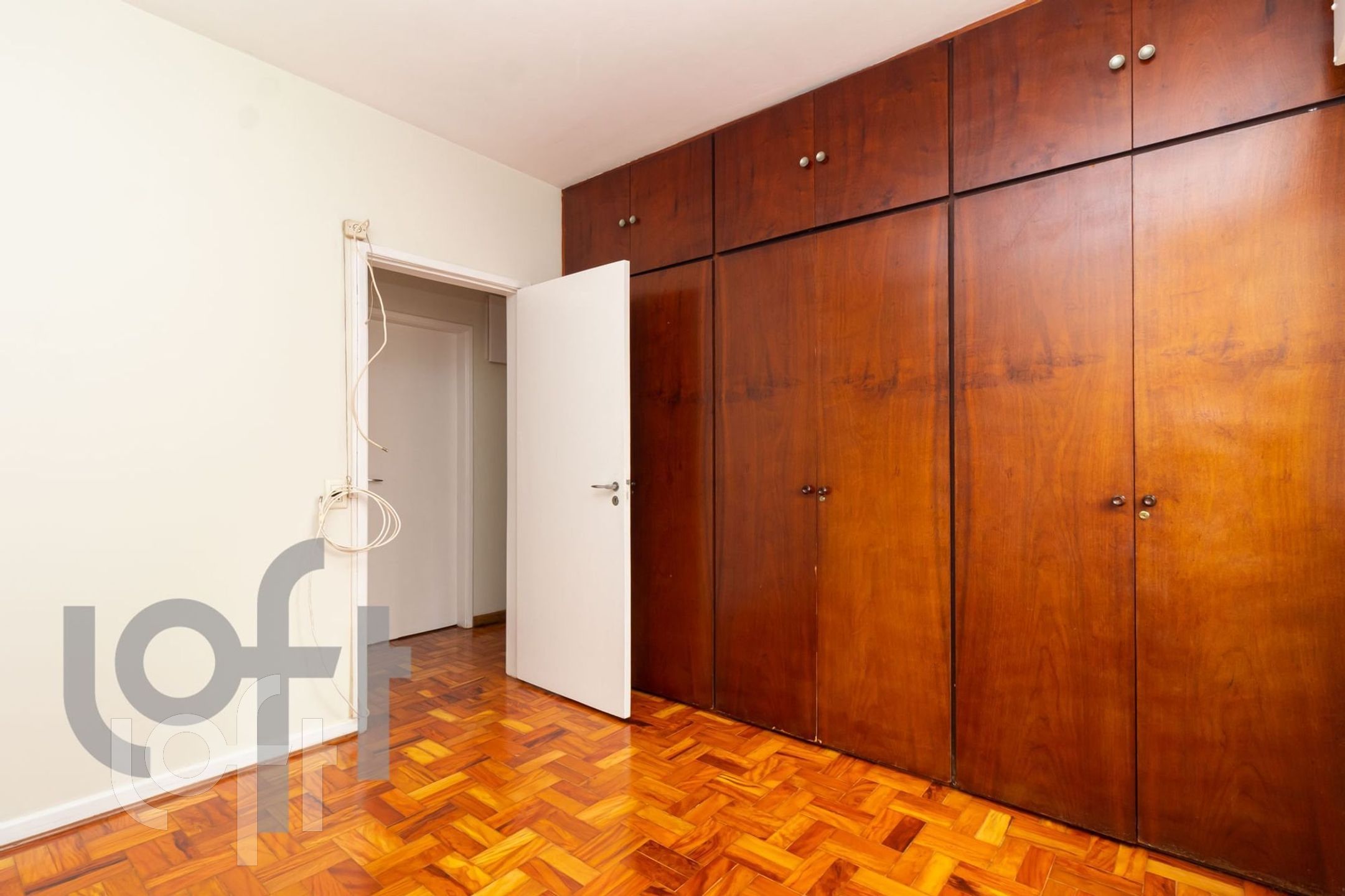 Apartamento à venda com 4 quartos, 185m² - Foto 9