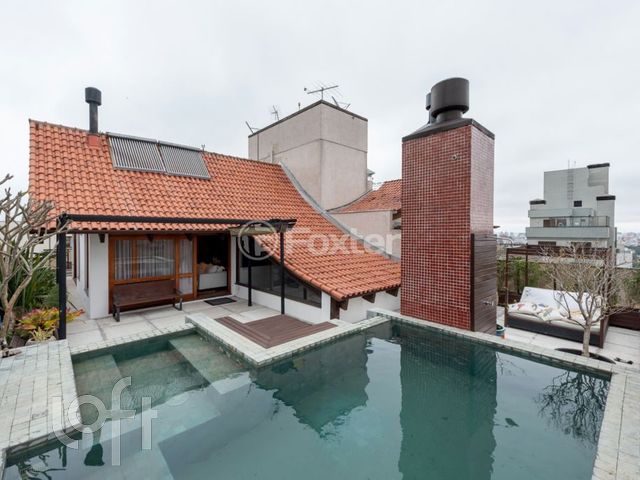 Apartamento com 373m², 3 dormitórios, 3 suítes, 2 vagas, Petrópolis em Porto Alegre