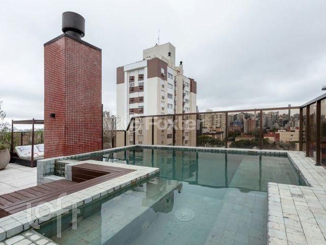 Apartamento com 373m², 3 dormitórios, 3 suítes, 2 vagas, Petrópolis em Porto Alegre