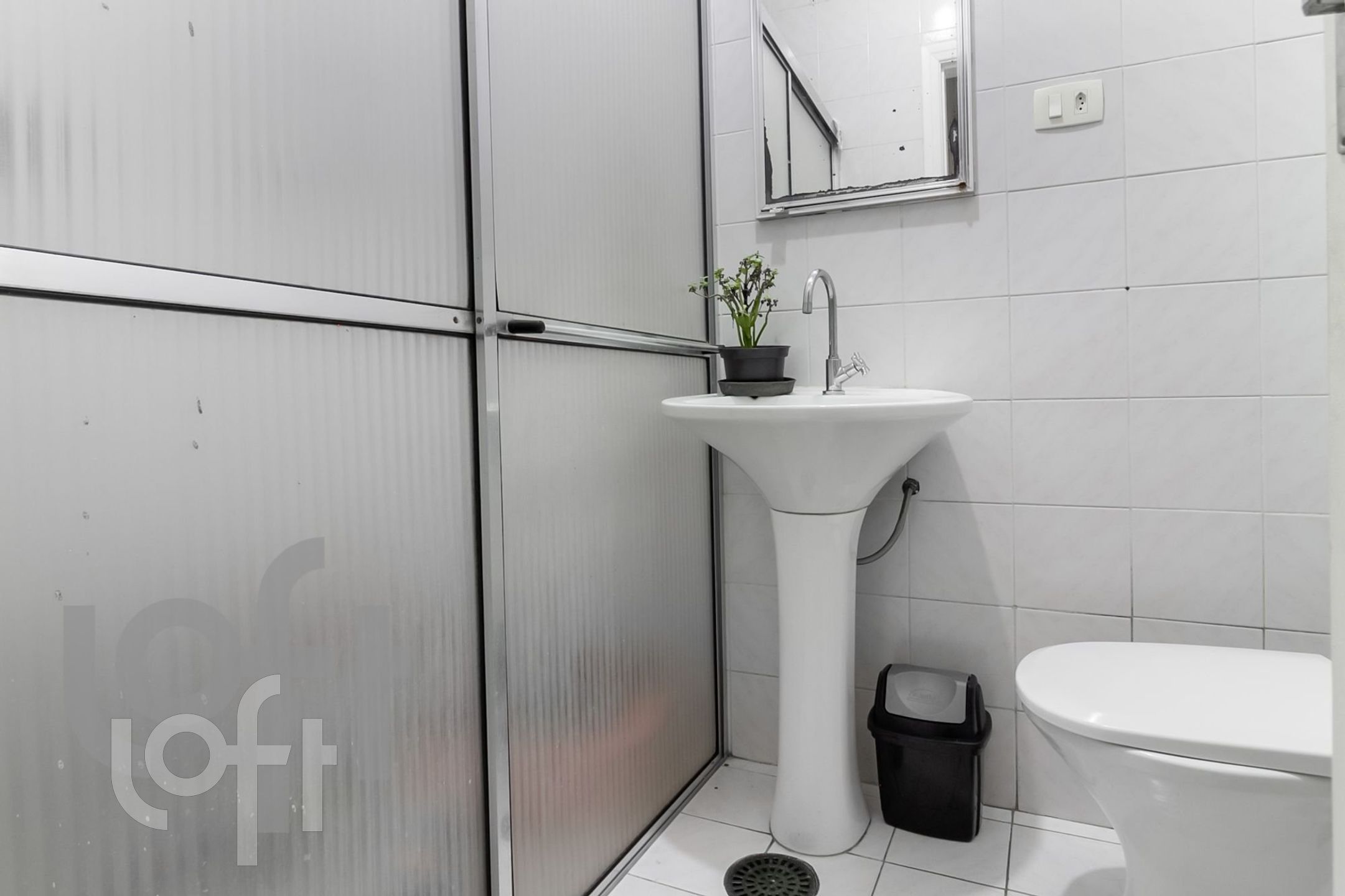 Apartamento à venda com 2 quartos, 114m² - Foto 2