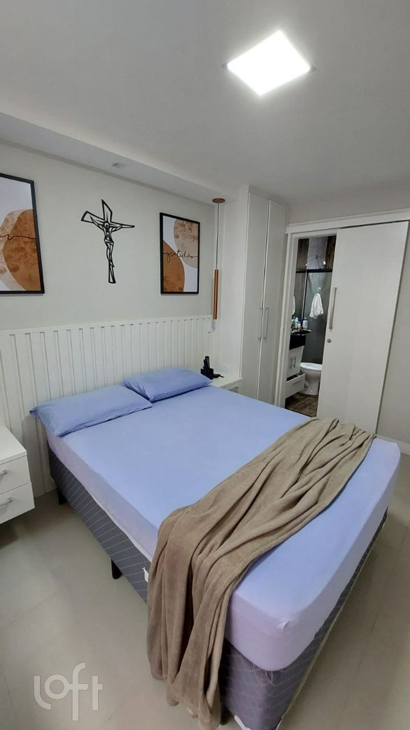 Apartamento à venda com 3 quartos, 80m² - Foto 12