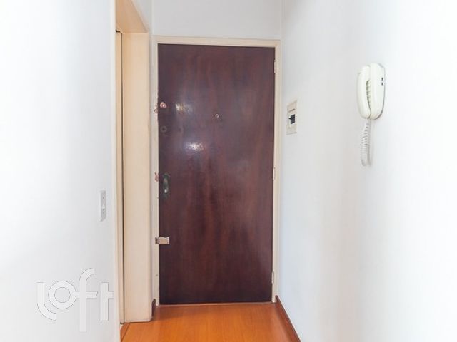 Apartamento com 68m², 2 dormitórios, 1 vaga, Floresta em Porto Alegre