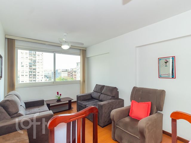 Apartamento com 68m², 2 dormitórios, 1 vaga, Floresta em Porto Alegre