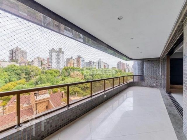 Apartamento com 229m², 3 dormitórios, 3 suítes, 3 vagas, Bela Vista em Porto Alegre