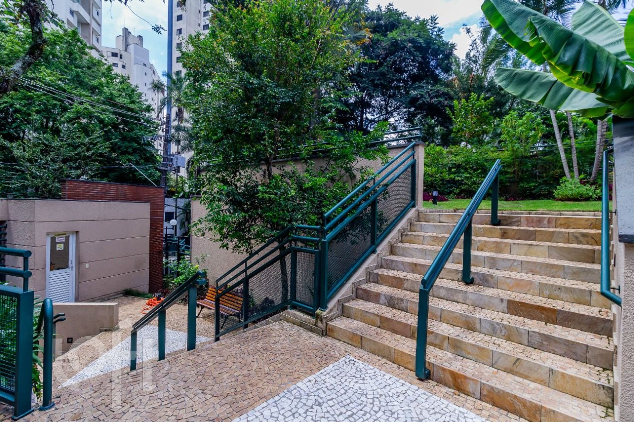 Apartamento à venda com 3 quartos, 100m² - Foto 59