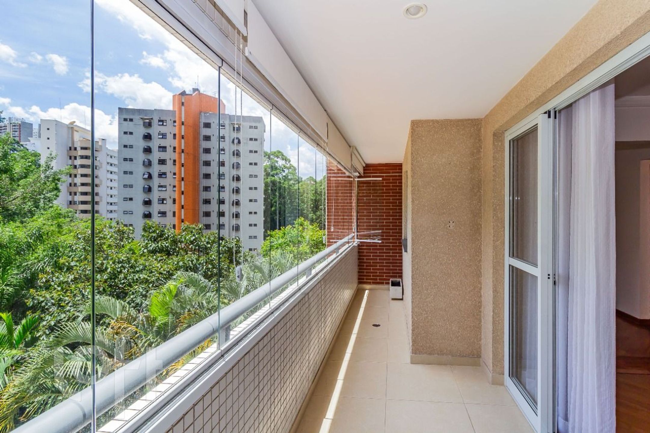 Apartamento à venda com 3 quartos, 100m² - Foto 6