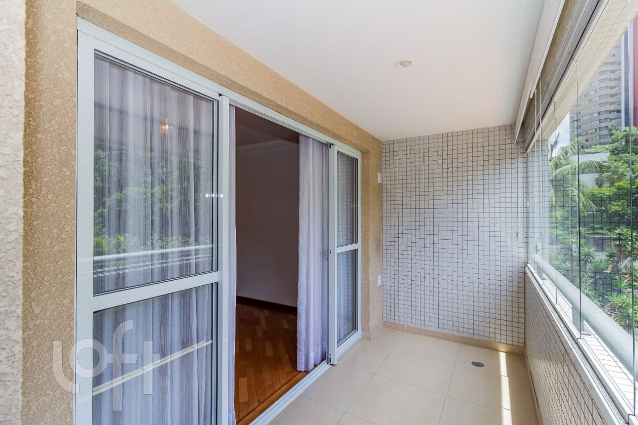 Apartamento à venda com 3 quartos, 100m² - Foto 5