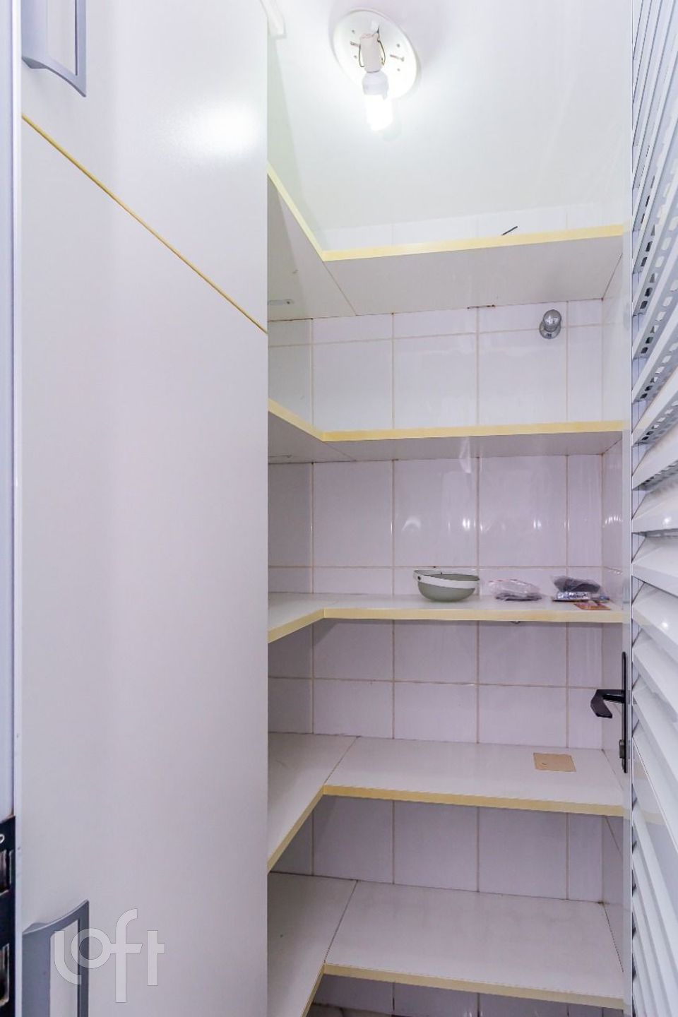 Apartamento à venda com 3 quartos, 100m² - Foto 17