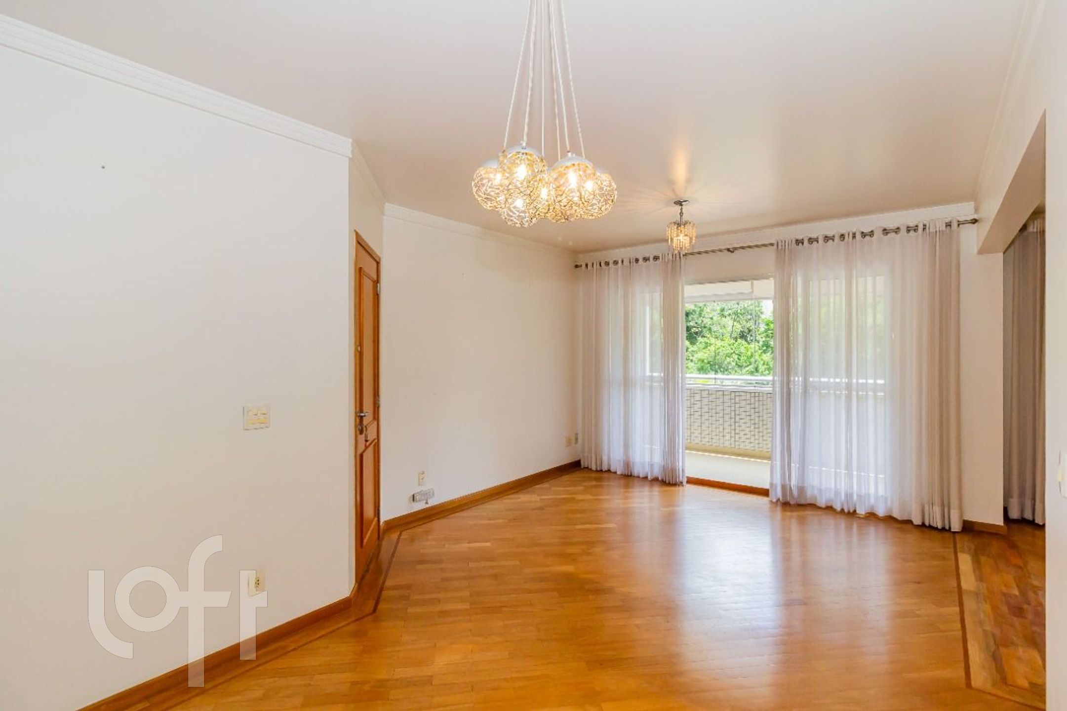 Apartamento à venda com 3 quartos, 100m² - Foto 2