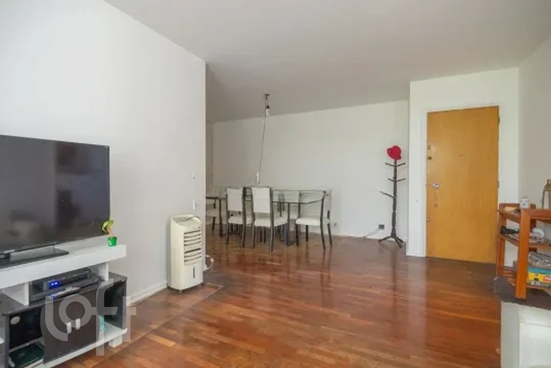 Apartamento à venda com 3 quartos, 128m² - Foto 2