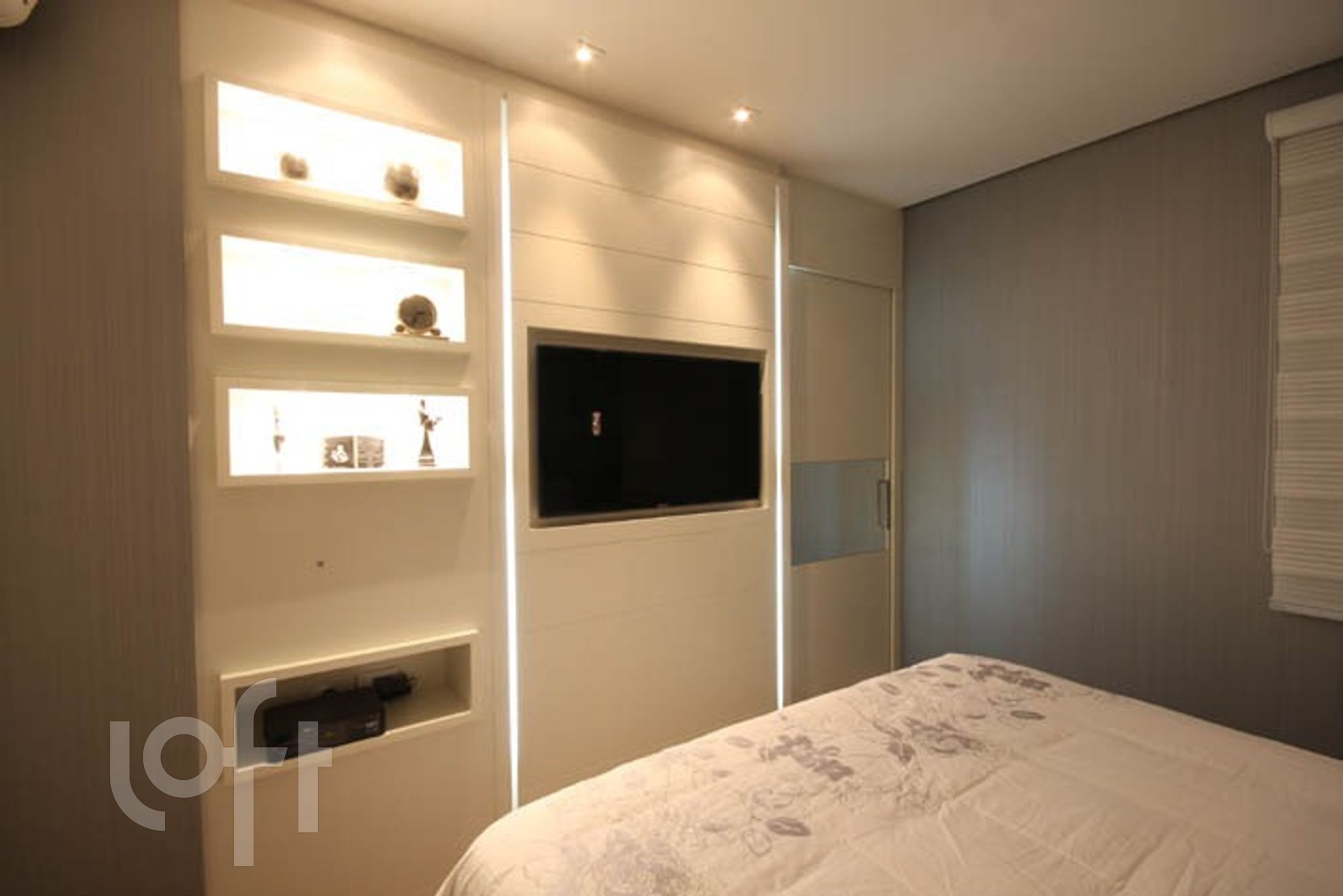 Apartamento à venda com 2 quartos, 157m² - Foto 13