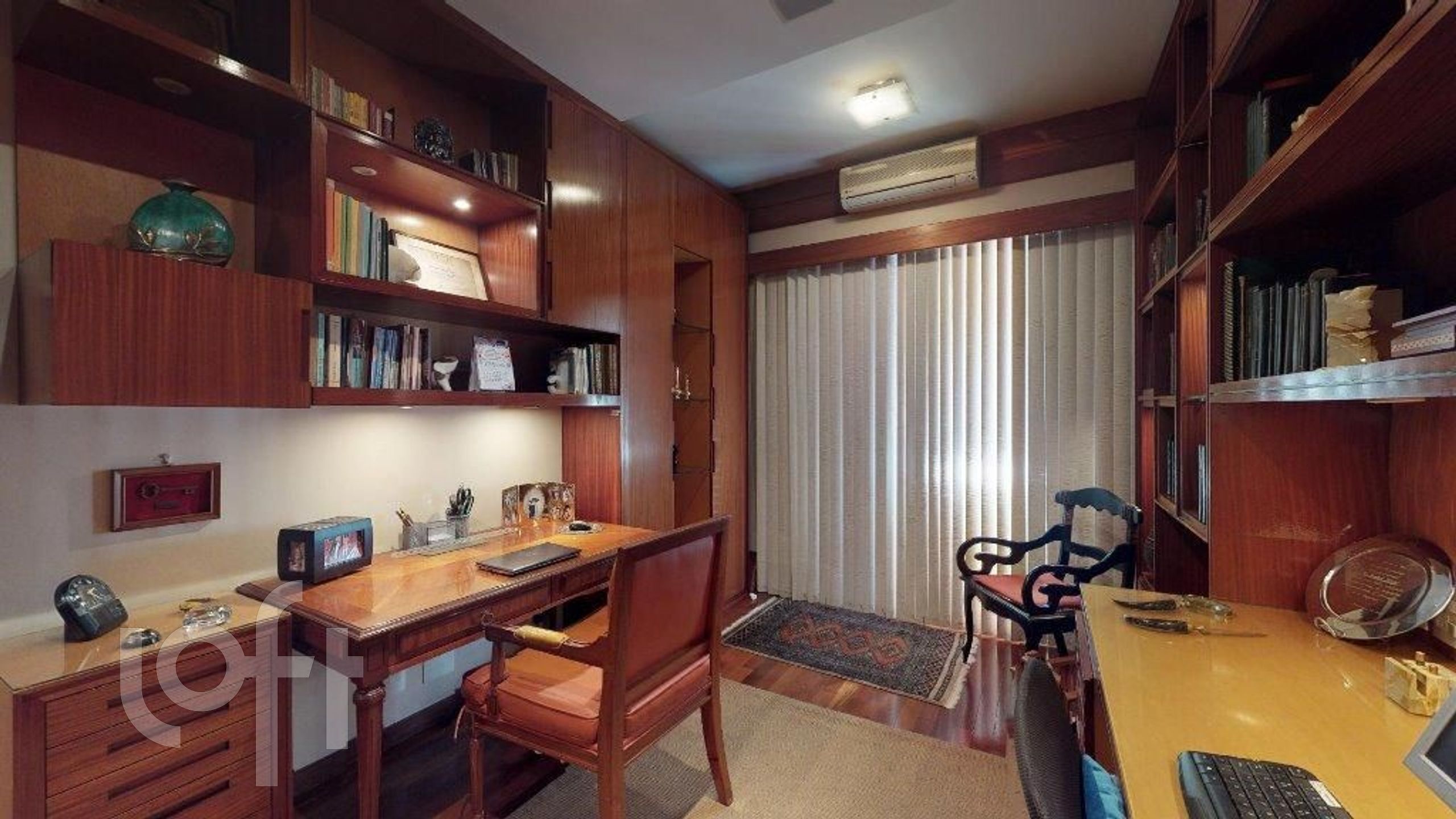 Apartamento à venda com 4 quartos, 196m² - Foto 25