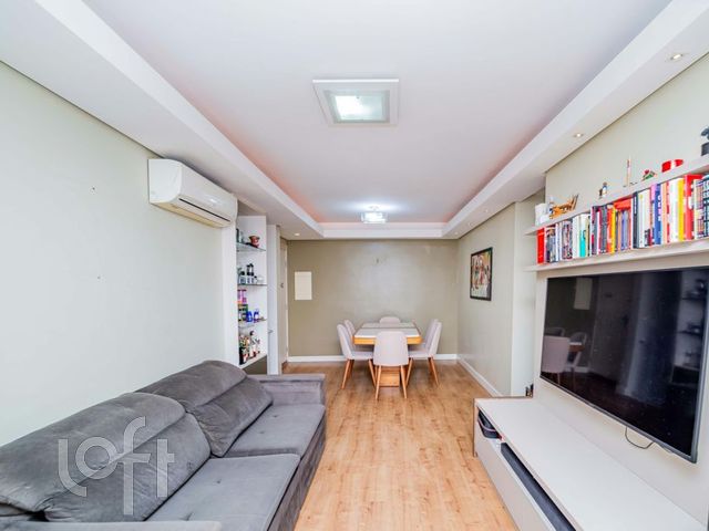 Apartamento com 74m², 3 dormitórios, 1 suíte, 1 vaga, Vila Ipiranga em Porto Alegre