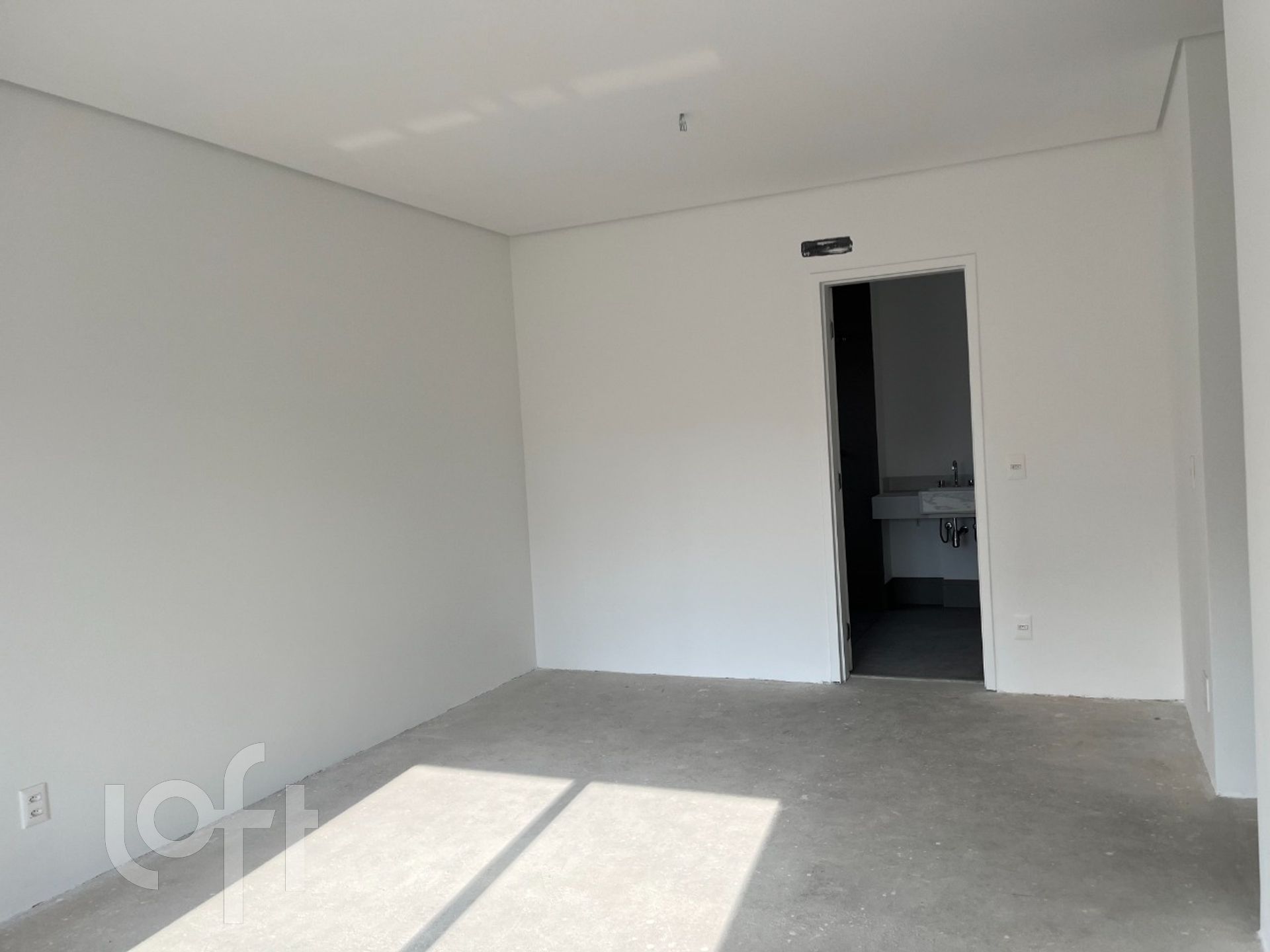 Apartamento à venda com 3 quartos, 227m² - Foto 13