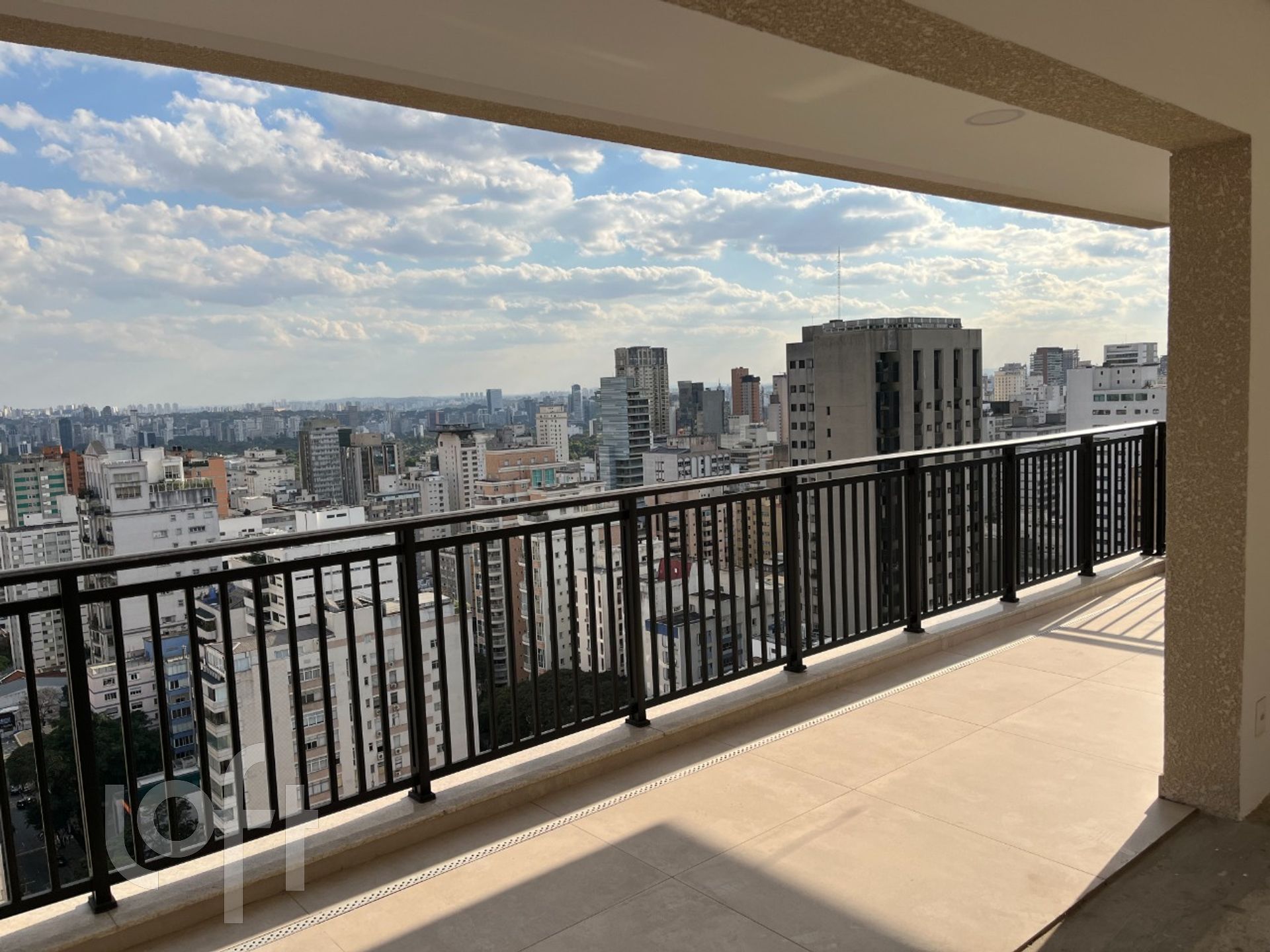 Apartamento à venda com 3 quartos, 227m² - Foto 6