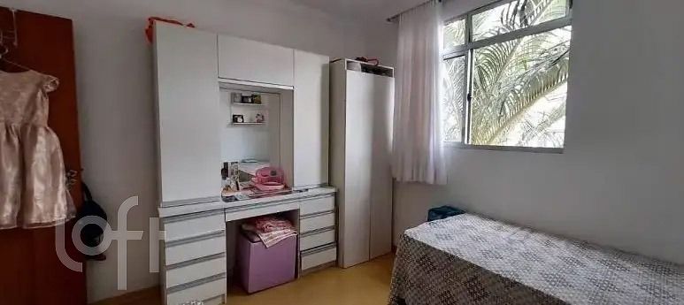 Apartamento à venda com 3 quartos, 123m² - Foto 4