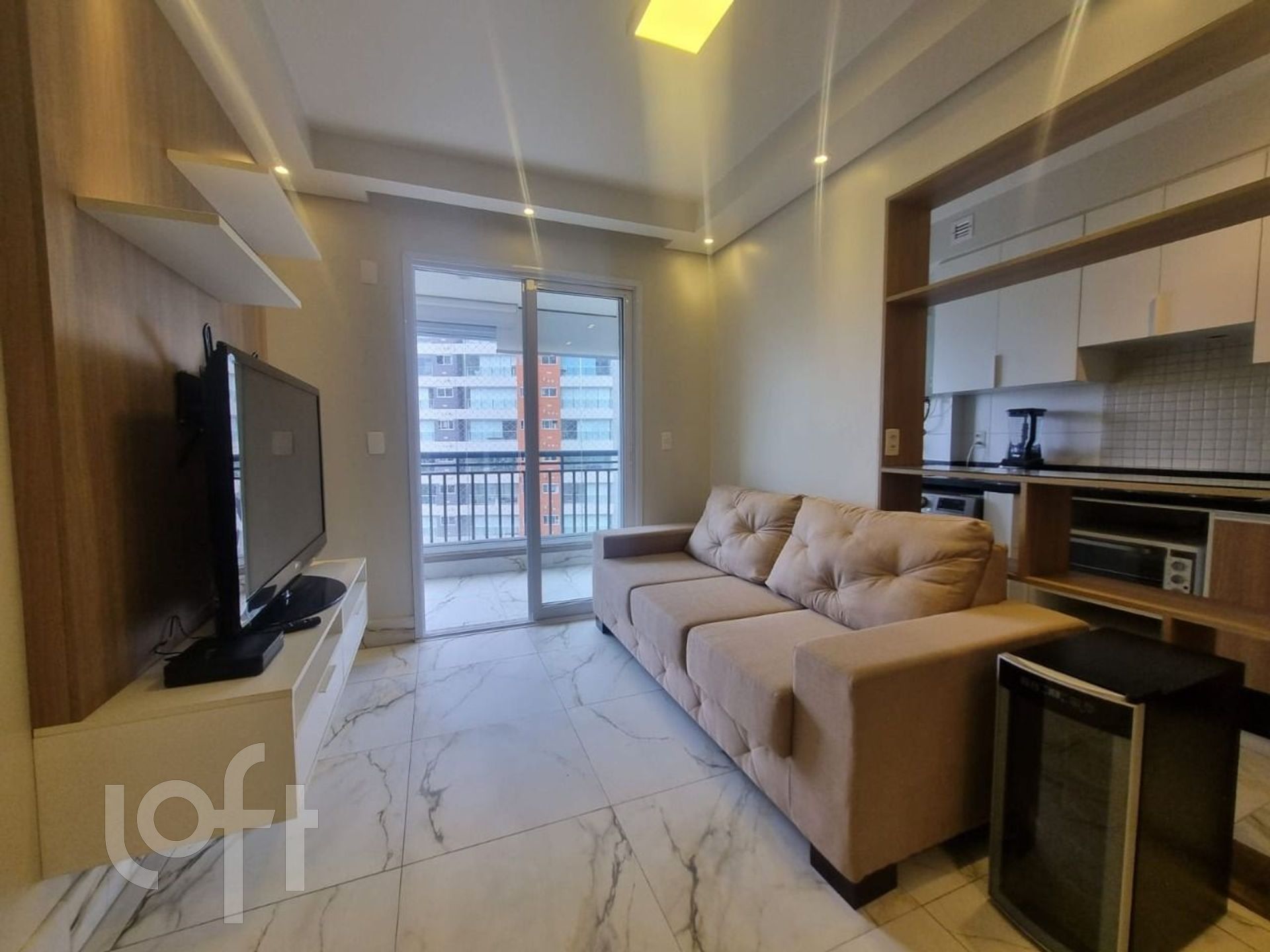 Apartamento à venda com 2 quartos, 68m² - Foto 2